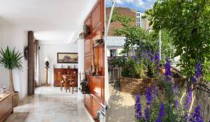 Sale Apartment Paris 18ème