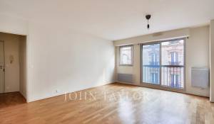Sale Apartment Paris 18ème