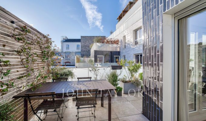 Sale Apartment Paris 18ème