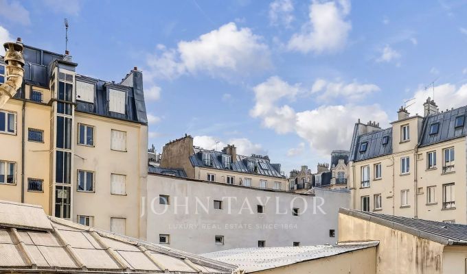 Sale Apartment Paris 18ème