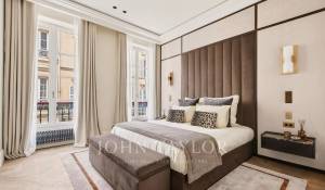 Sale Apartment Paris 1er