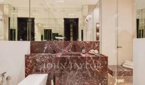 Sale Apartment Paris 1er