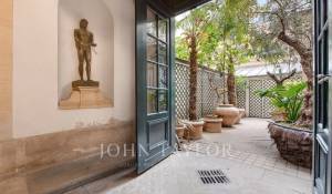 Sale Apartment Paris 1er
