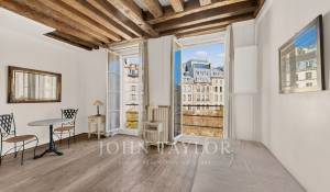Sale Apartment Paris 1er