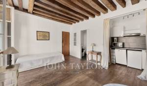 Sale Apartment Paris 1er