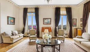 Sale Apartment Paris 1er