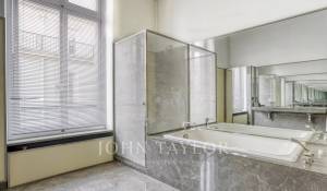Sale Apartment Paris 1er