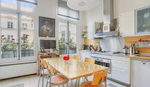 Sale Apartment Paris 1er