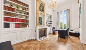 Sale Apartment Paris 1er