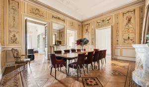 Sale Apartment Paris 1er