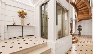 Sale Apartment Paris 1er
