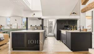 Sale Apartment Paris 1er
