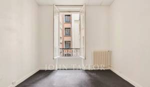 Sale Apartment Paris 1er