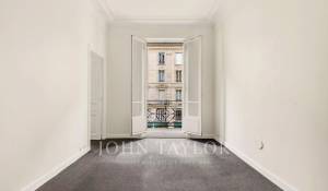 Sale Apartment Paris 1er
