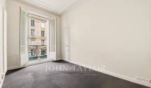 Sale Apartment Paris 1er