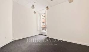 Sale Apartment Paris 1er
