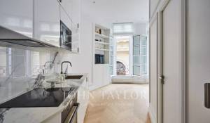 Sale Apartment Paris 1er