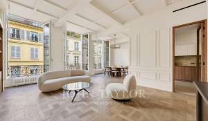 Sale Apartment Paris 1er