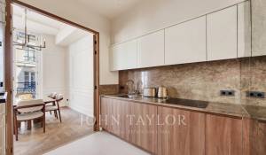 Sale Apartment Paris 1er