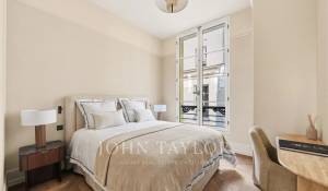 Sale Apartment Paris 1er