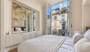 Sale Apartment Paris 1er