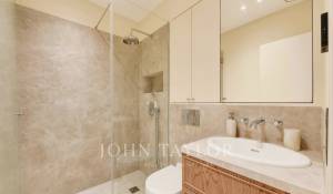 Sale Apartment Paris 1er