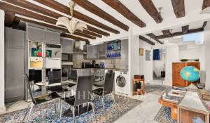 Sale Apartment Paris 1er