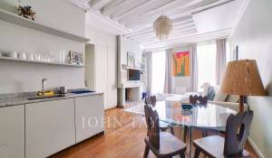 Sale Apartment Paris 3ème