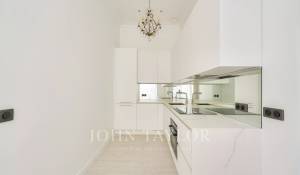 Sale Apartment Paris 3ème