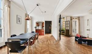Sale Apartment Paris 3ème