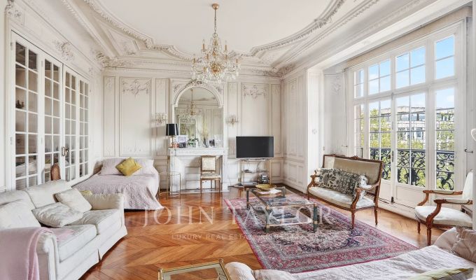 Sale Apartment Paris 3ème