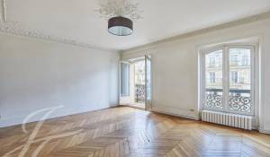 Sale Apartment Paris 4ème