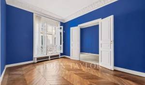 Sale Apartment Paris 4ème