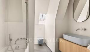 Sale Apartment Paris 4ème