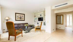 Sale Apartment Paris 4ème