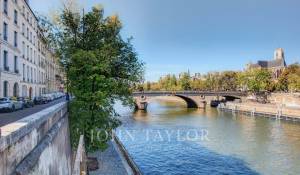 Sale Apartment Paris 4ème