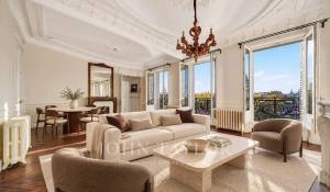 Sale Apartment Paris 4ème