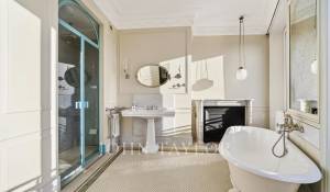 Sale Apartment Paris 4ème