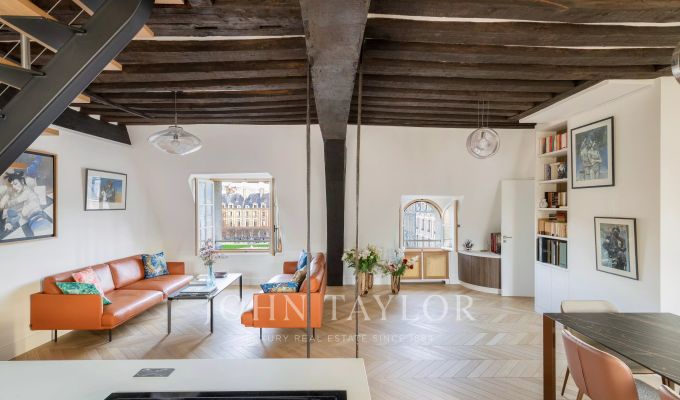 Sale Apartment Paris 4ème