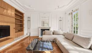 Sale Apartment Paris 6ème