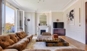 Sale Apartment Paris 7ème