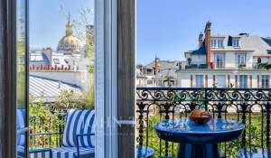 Sale Apartment Paris 7ème