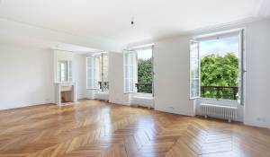 Sale Apartment Paris 7ème