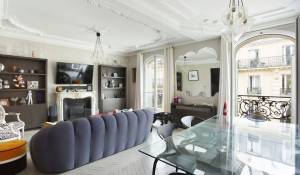 Sale Apartment Paris 7ème