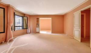 Sale Apartment Paris 7ème