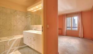 Sale Apartment Paris 7ème