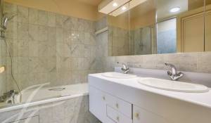 Sale Apartment Paris 7ème