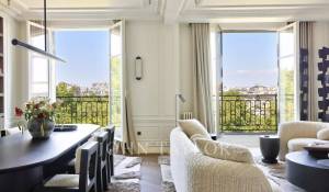 Sale Apartment Paris 7ème