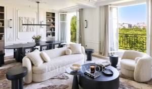 Sale Apartment Paris 7ème