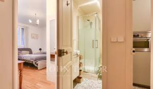 Sale Apartment Paris 7ème